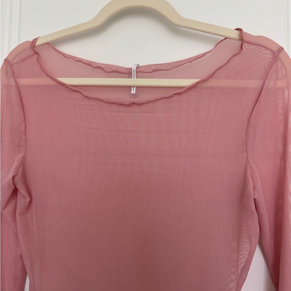 Out from Under Urban Outfitters UO Top Women Medium Pink Mesh Sheer - Picture 3 of 4
